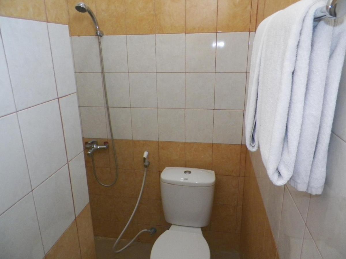 Al-Badar Hotel Syariah Makassar Rum bild